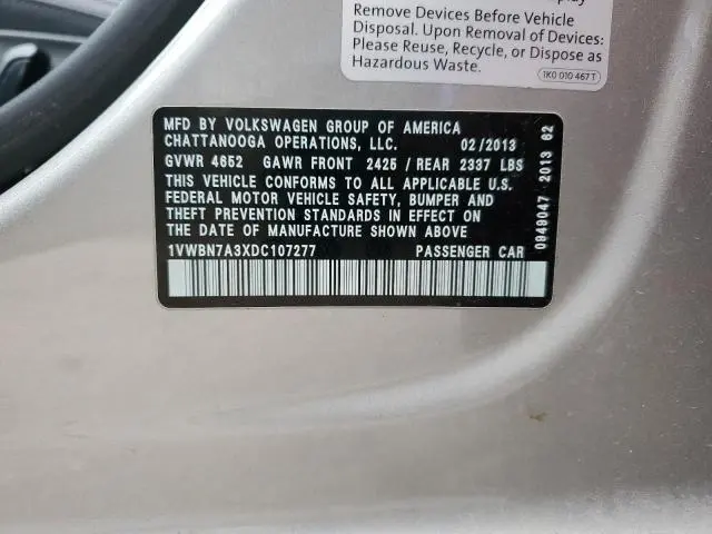 2013 VOLKSWAGEN PASSAT SE  