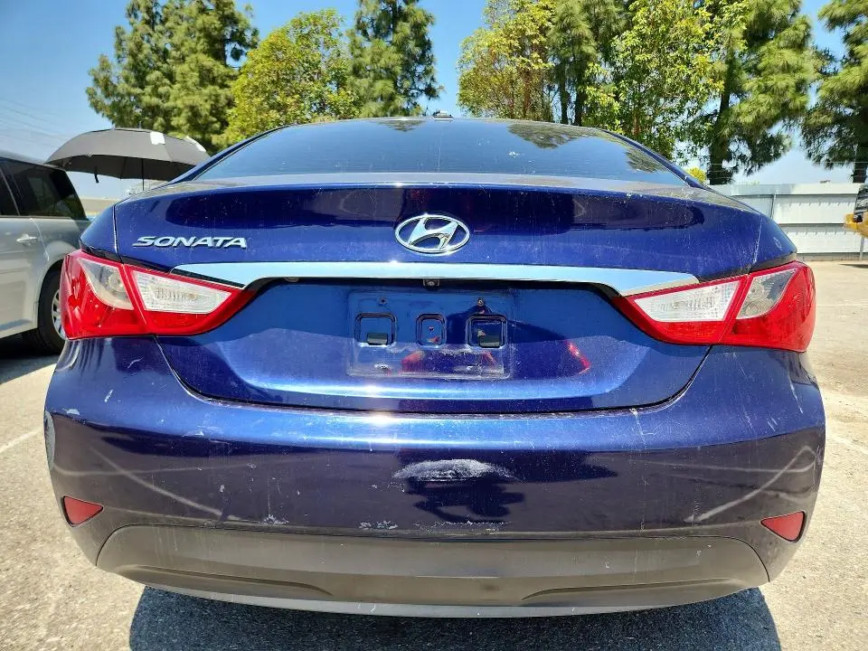 2014 HYUNDAI SONATA GLS  