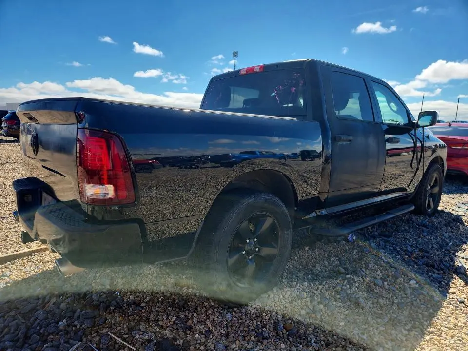 2015 RAM 1500 ST  