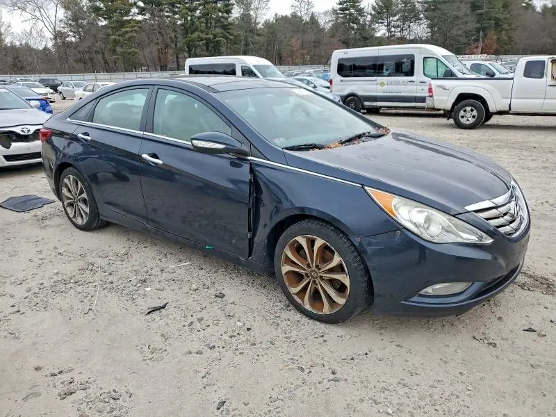 2013 HYUNDAI SONATA SE  