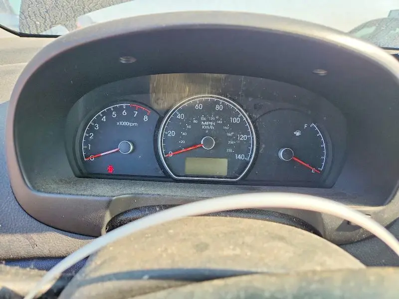 2010 HYUNDAI ELANTRA SE  