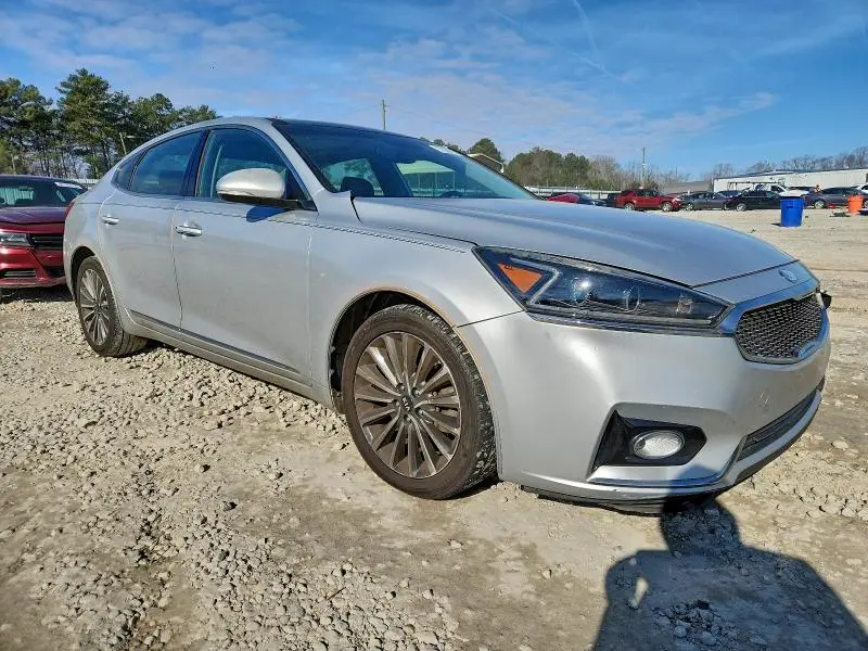 2017 KIA CADENZA PREMIUM  