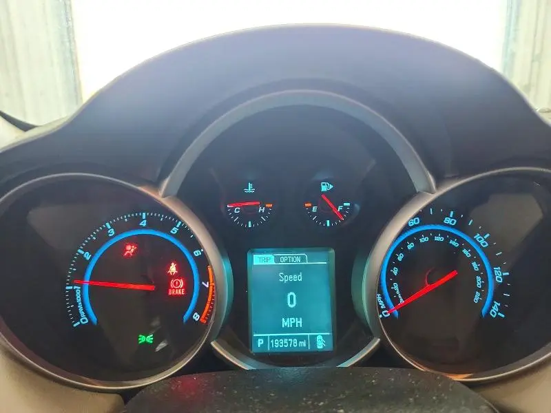 2014 CHEVROLET CRUZE LS  