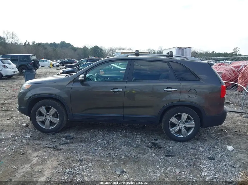 2013 KIA SORENTO EX V6