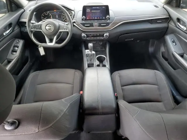 2024 NISSAN ALTIMA SV  