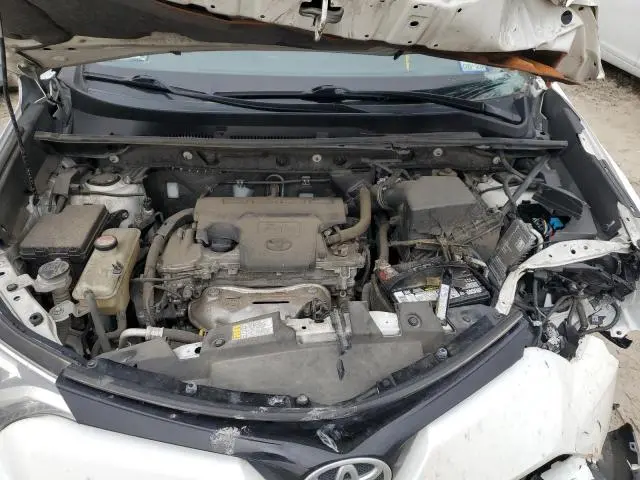 2016 TOYOTA RAV4 SE