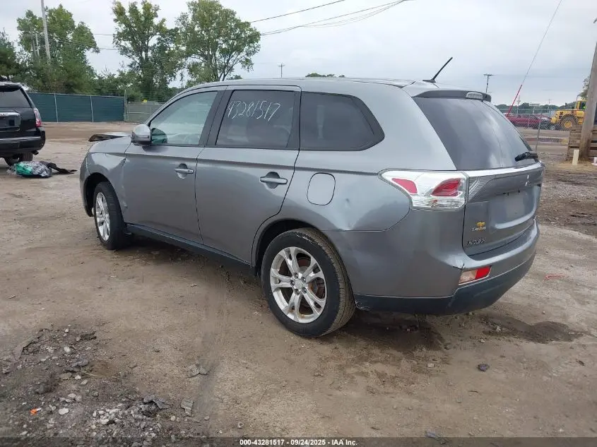 2014 MITSUBISHI OUTLANDER SE