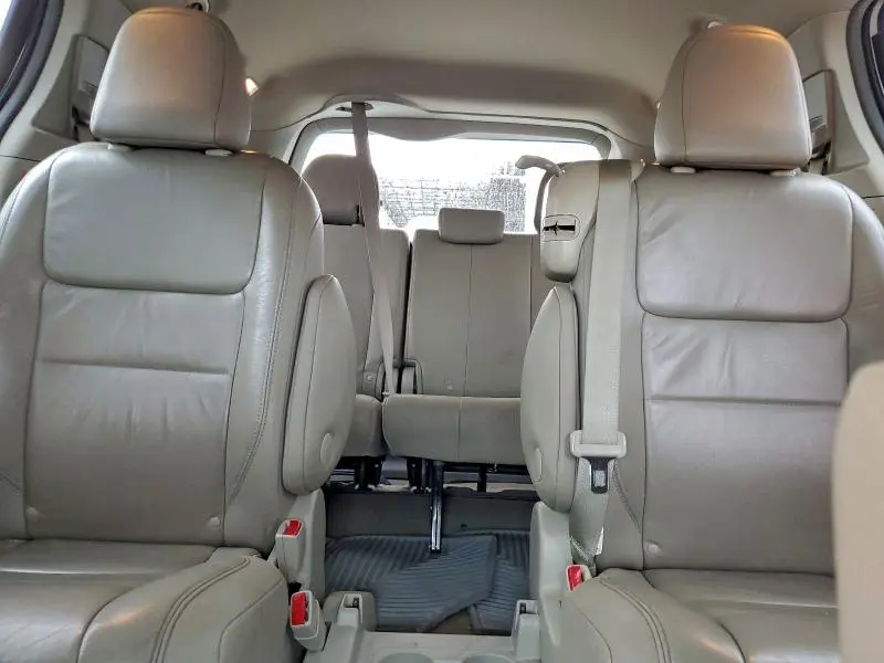 2017 TOYOTA SIENNA XLE  