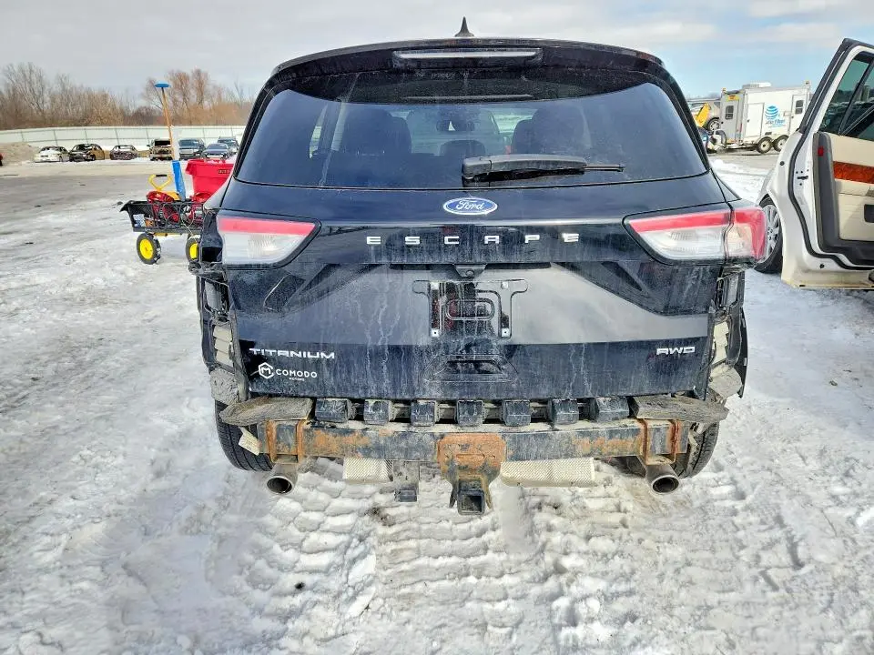 2021 FORD ESCAPE TITANIUM  
