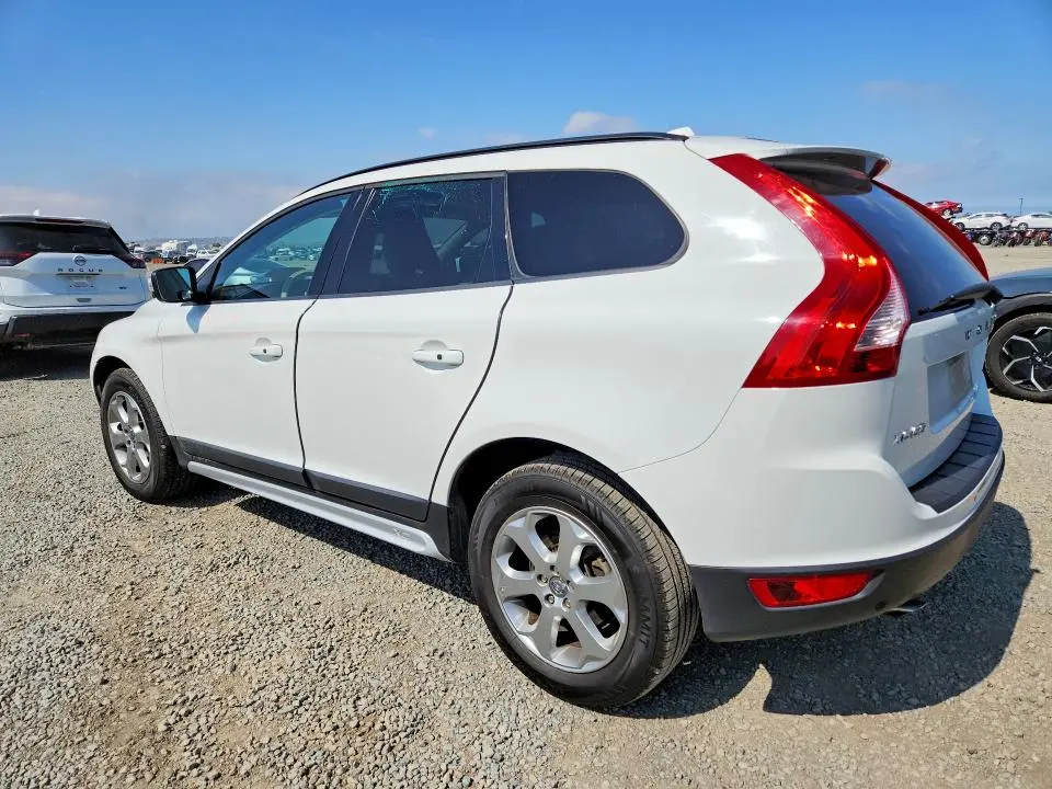 2010 VOLVO XC60 3.2  