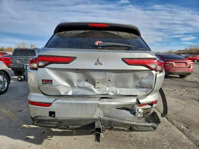 2025 MITSUBISHI OUTLANDER ES  