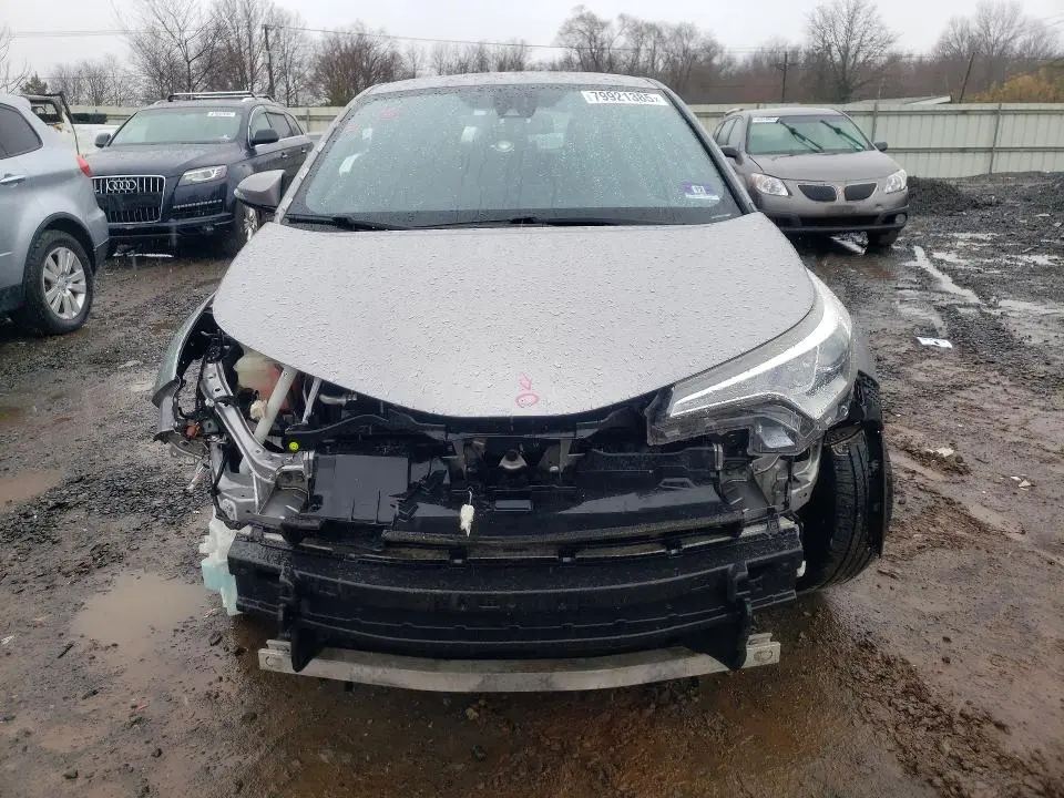 2018 TOYOTA C-HR XLE PREMIUM  