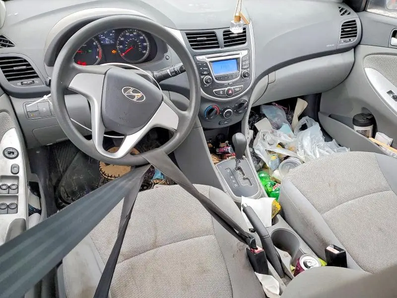 2012 HYUNDAI ACCENT GLS  