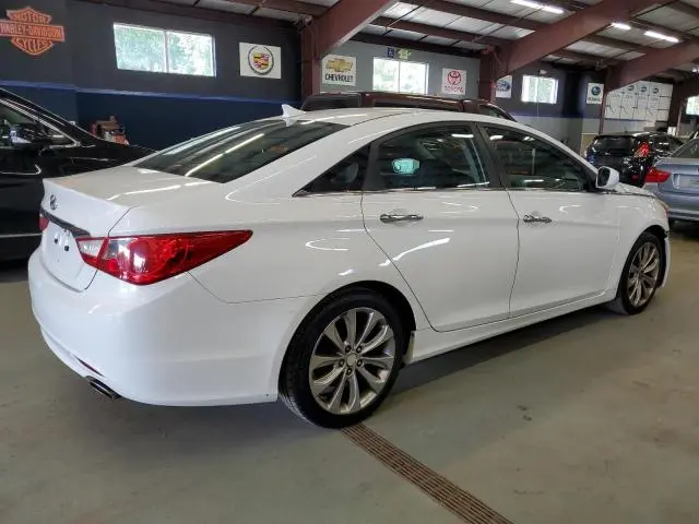 2011 HYUNDAI SONATA SE