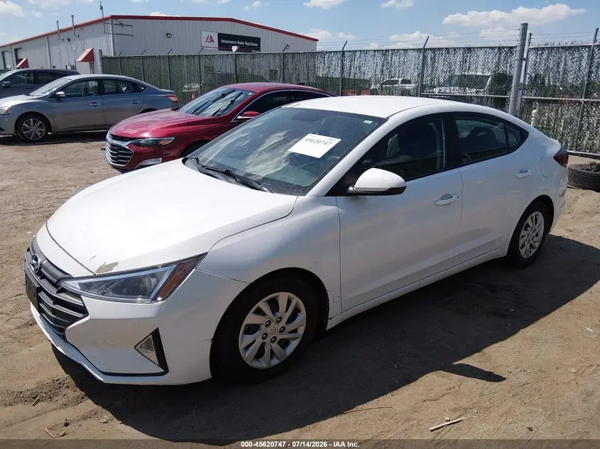 2019 HYUNDAI ELANTRA SE