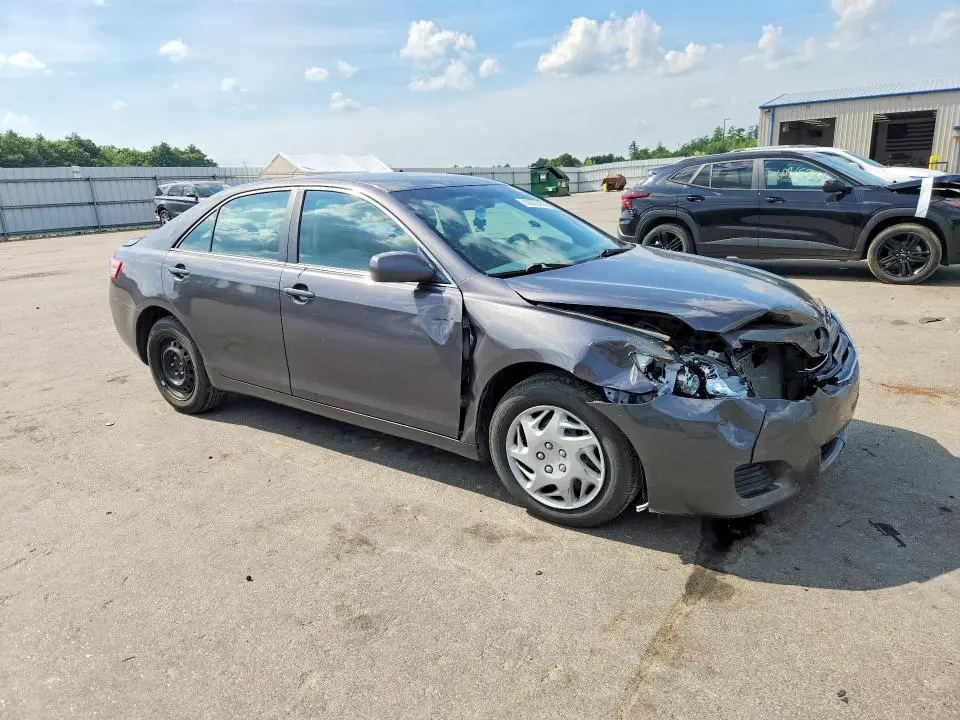 2011 TOYOTA CAMRY LE  
