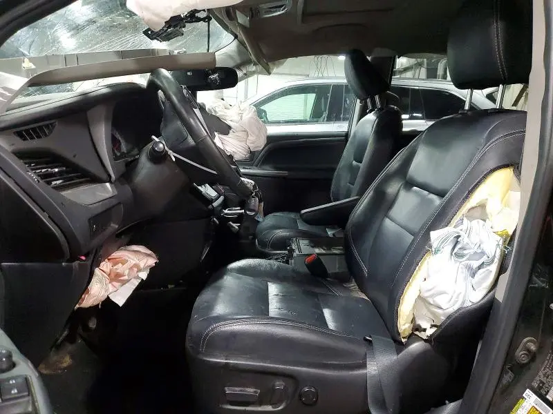 2019 TOYOTA SIENNA SE 7-PASSENGER  
