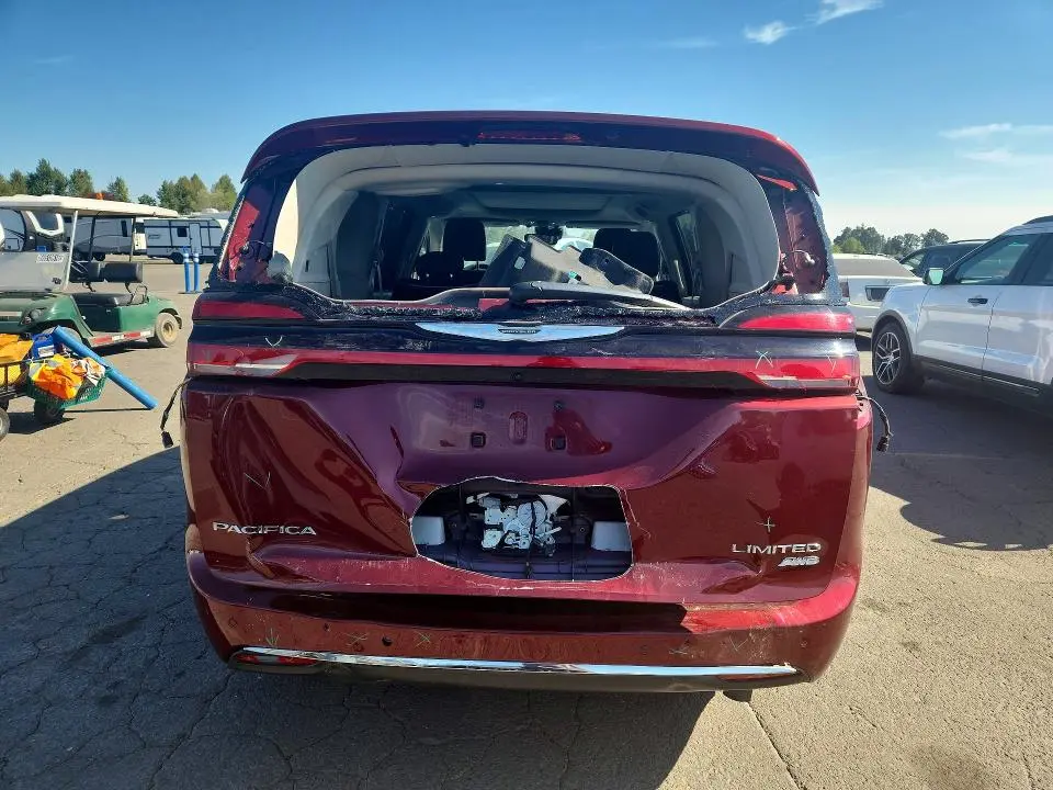 2022 CHRYSLER PACIFICA LIMITED  