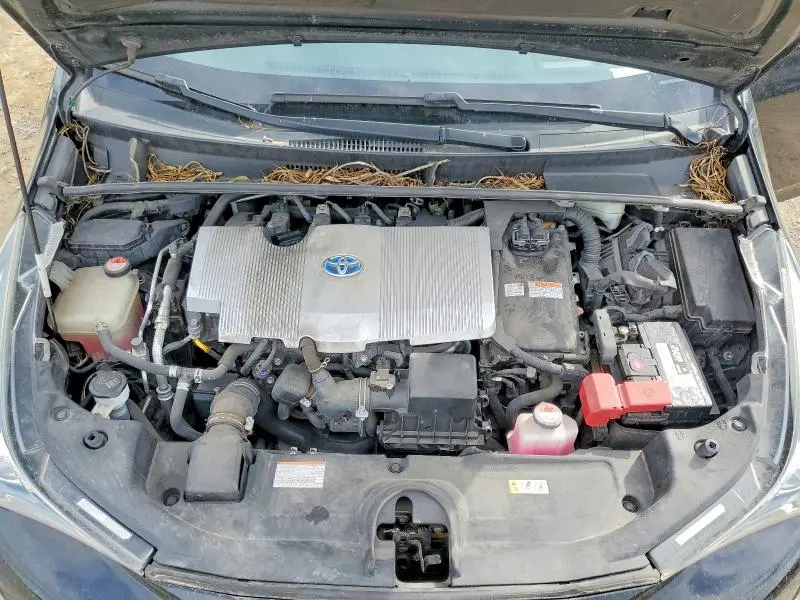 2016 TOYOTA PRIUS THREE  