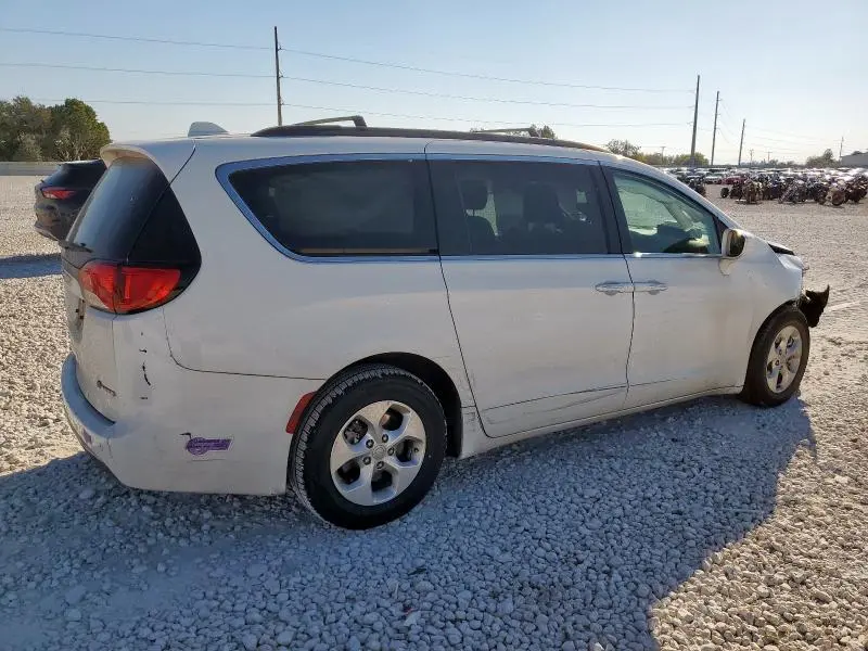 2017 CHRYSLER PACIFICA EHYBRID PREMIUM  