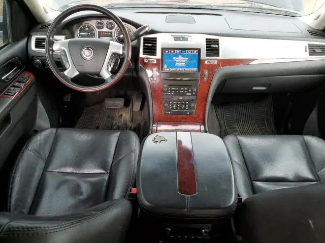 2011 CADILLAC ESCALADE EXT PREMIUM  