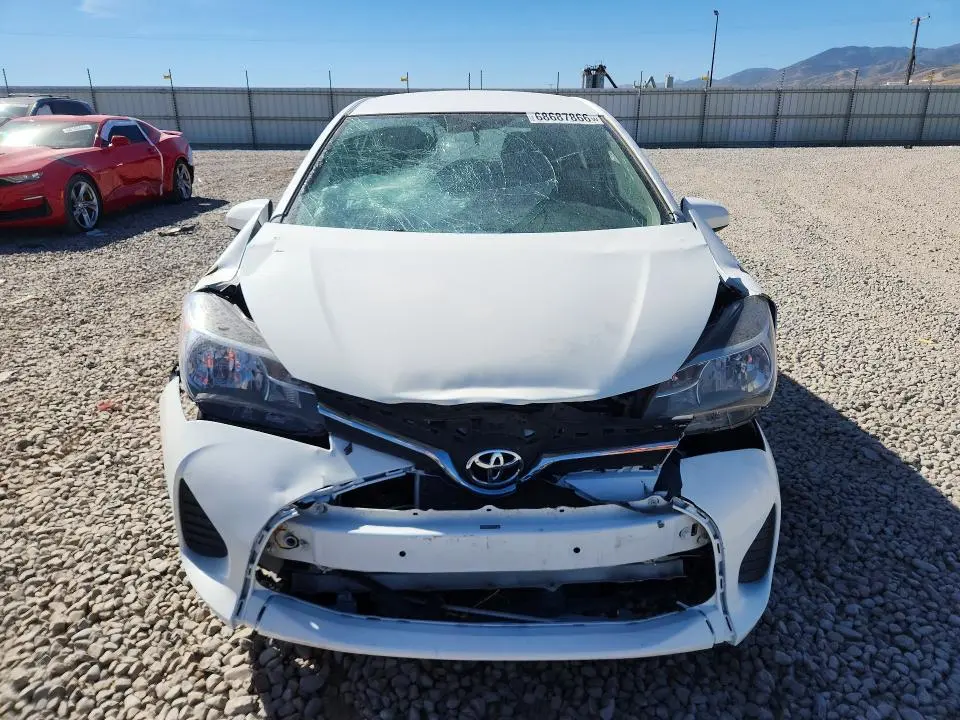 2015 TOYOTA YARIS 5-DOOR L  