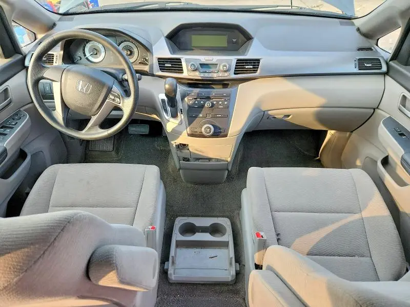 2012 HONDA ODYSSEY LX  