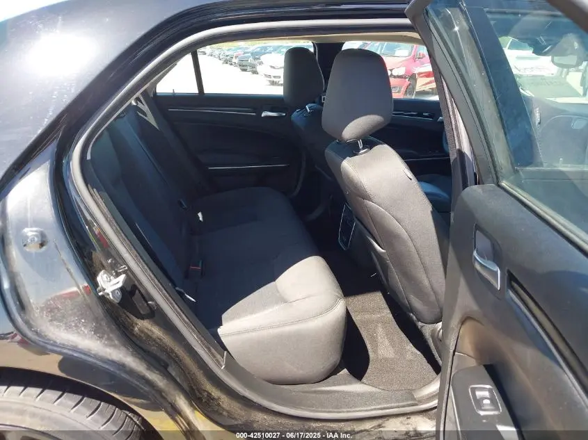 2023 CHRYSLER 300 TOURING