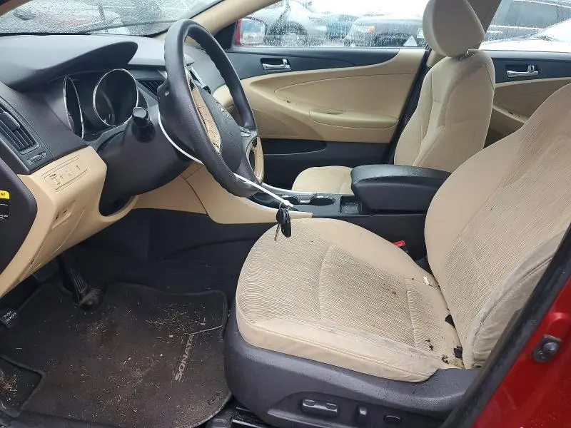 2012 HYUNDAI SONATA GLS  