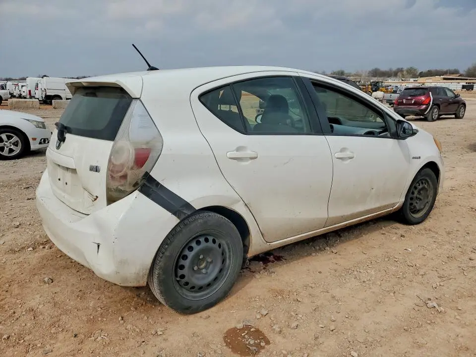 2012 TOYOTA PRIUS C TWO  