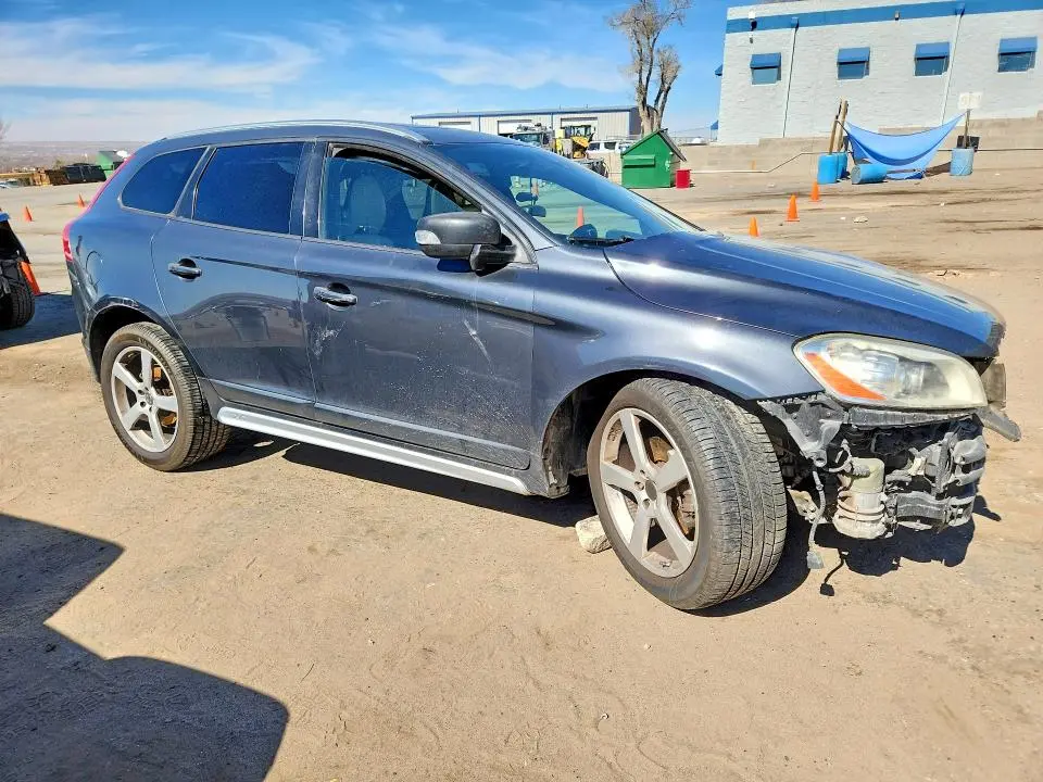 2013 VOLVO XC60 T6  