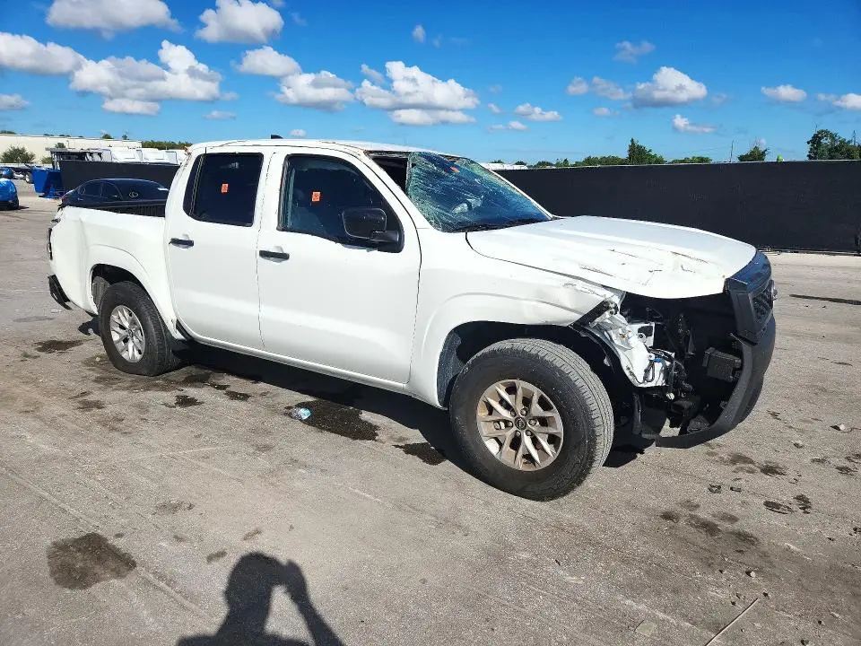 2025 NISSAN FRONTIER S  