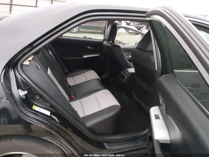 2012 TOYOTA CAMRY SE