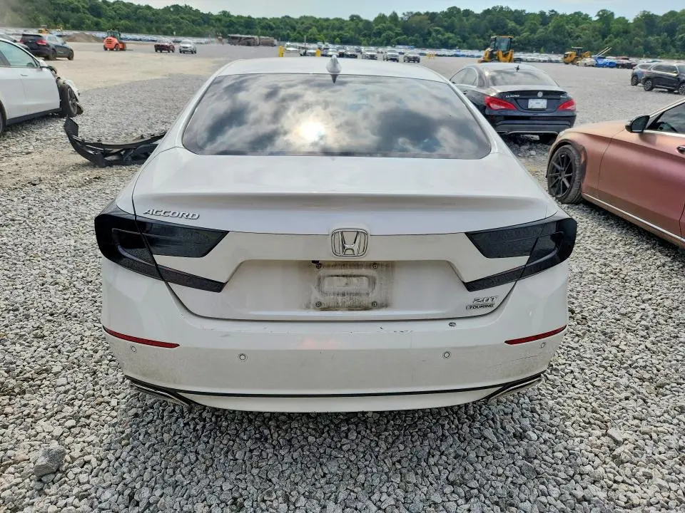 2021 HONDA ACCORD TOURING  