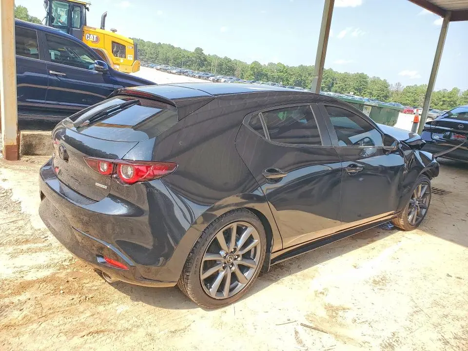 2023 MAZDA 3 PREFERRED  