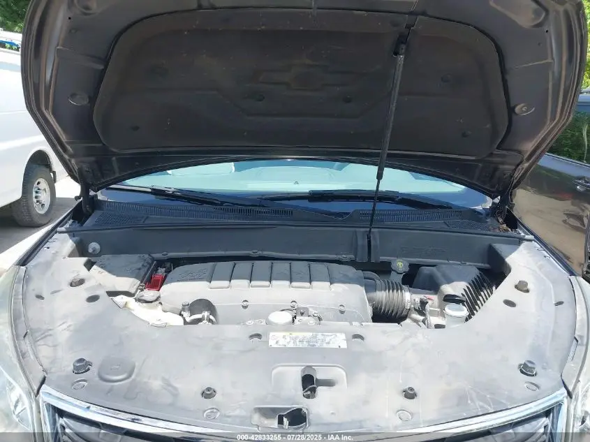 2015 CHEVROLET TRAVERSE LS