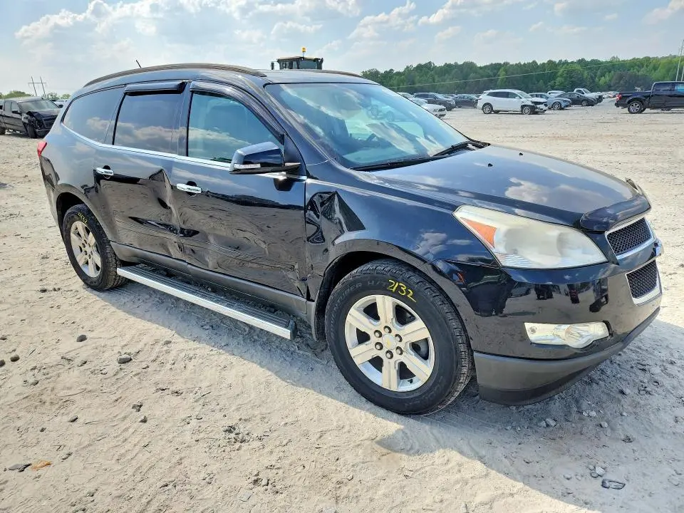 2012 CHEVROLET TRAVERSE LT  