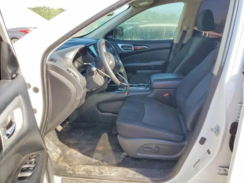 2019 NISSAN PATHFINDER SV  