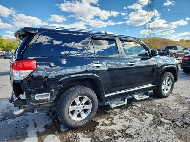 2013 TOYOTA 4RUNNER SR5  