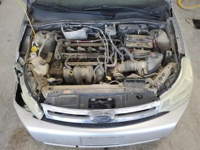 2010 FORD FOCUS SE  