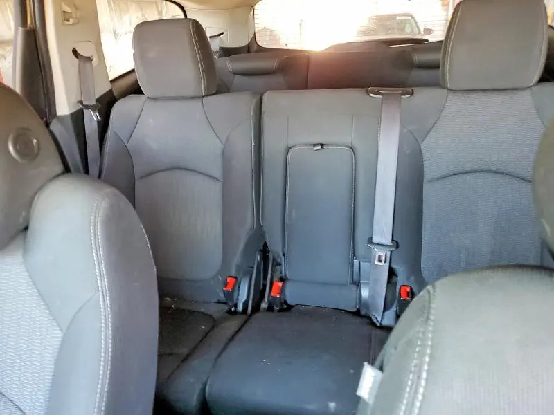 2014 CHEVROLET TRAVERSE LT  