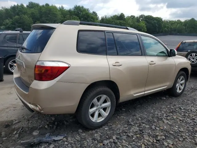 2010 TOYOTA HIGHLANDER SE  