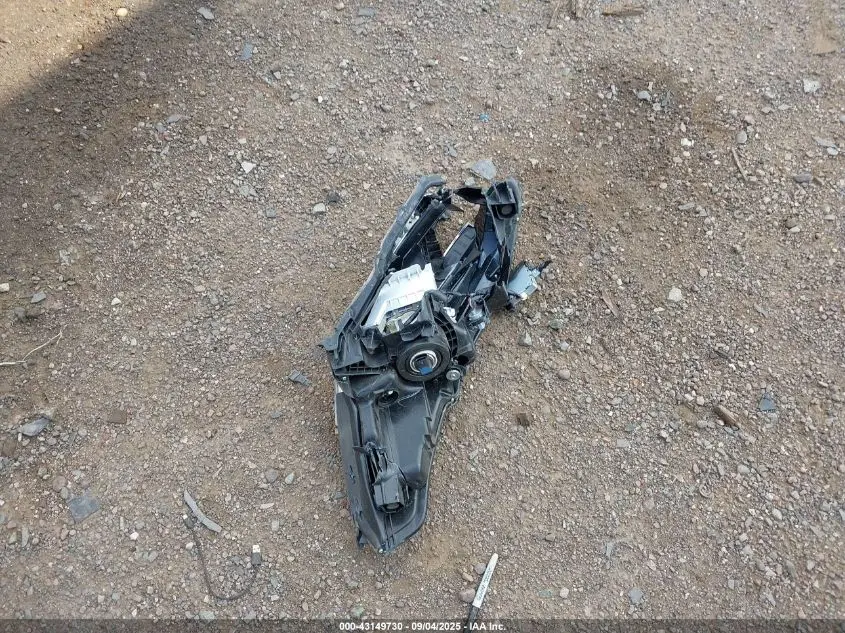 2022 HONDA HR-V 2WD LX