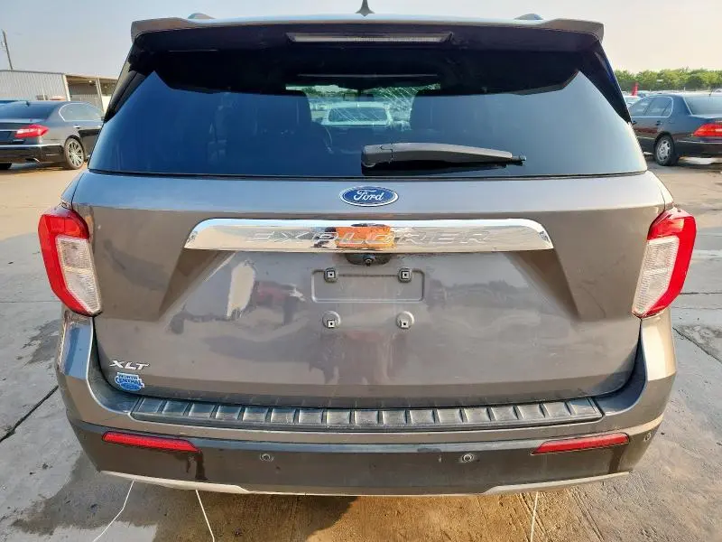 2021 FORD EXPLORER XLT  