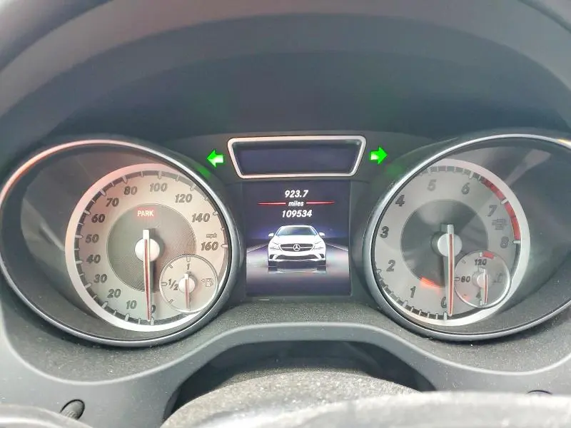 2015 MERCEDES-BENZ CLA 250  