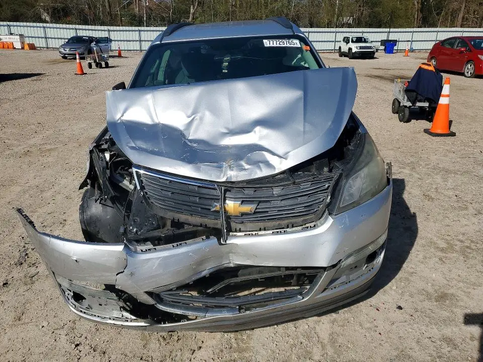 2016 CHEVROLET TRAVERSE LS  