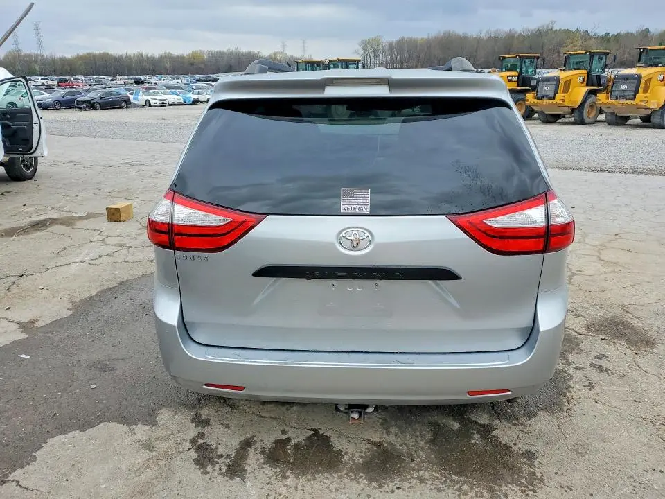 2019 TOYOTA SIENNA L 7-PASSENGER  