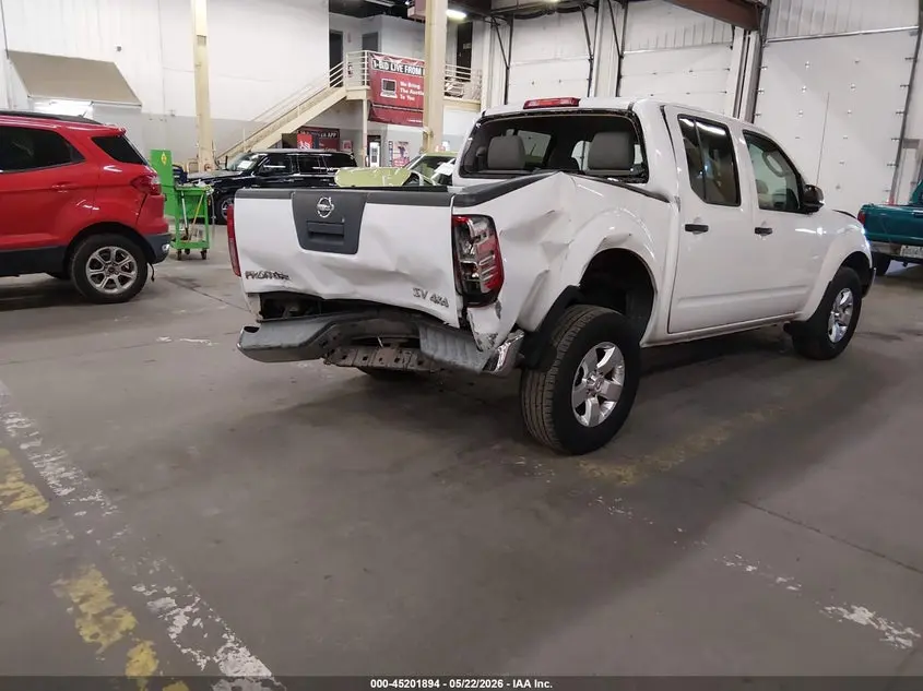 2011 NISSAN FRONTIER SV