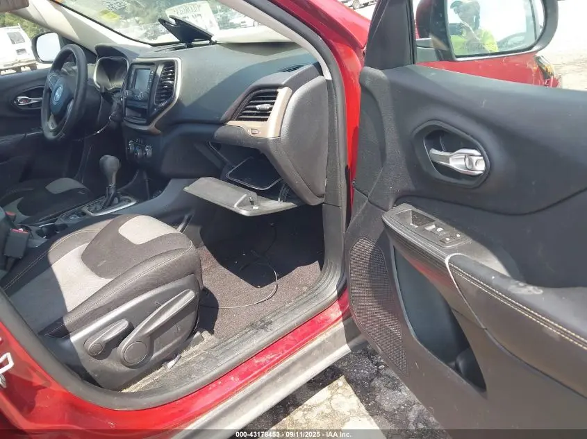 2017 JEEP CHEROKEE SPORT FWD