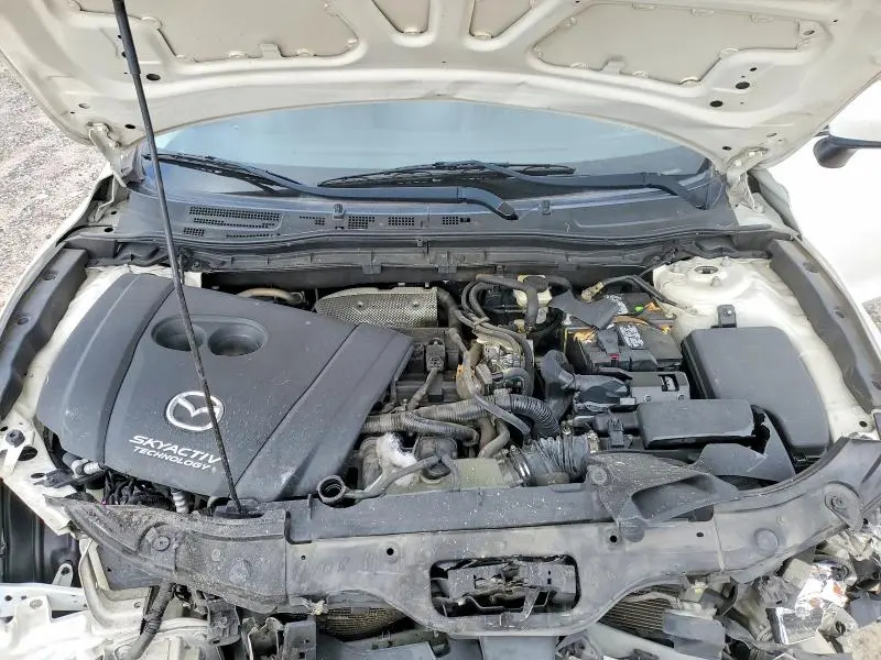 2015 MAZDA 3 GRAND TOURING  